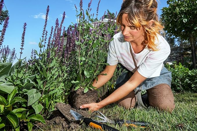 1027043 // Fiskars Xact Хүрз, жижиг цэцэрлэгжүүлэлтийн