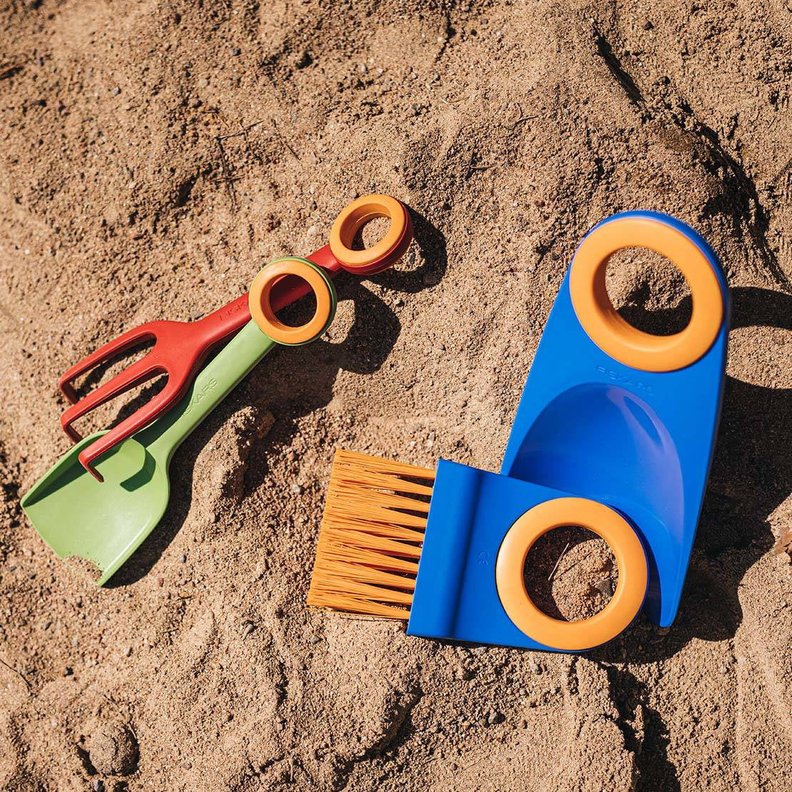 Fiskars MyFirst Хүүхдийн цэвэрлэгээний сэт, богино бариултай