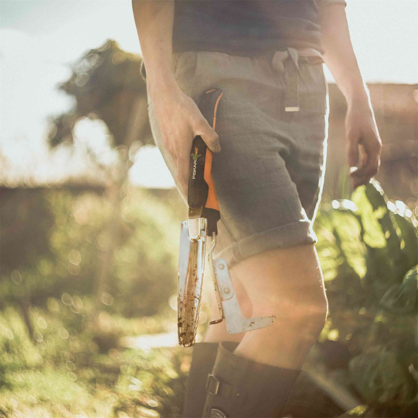 Fiskars Xact Ургамал сугалагч