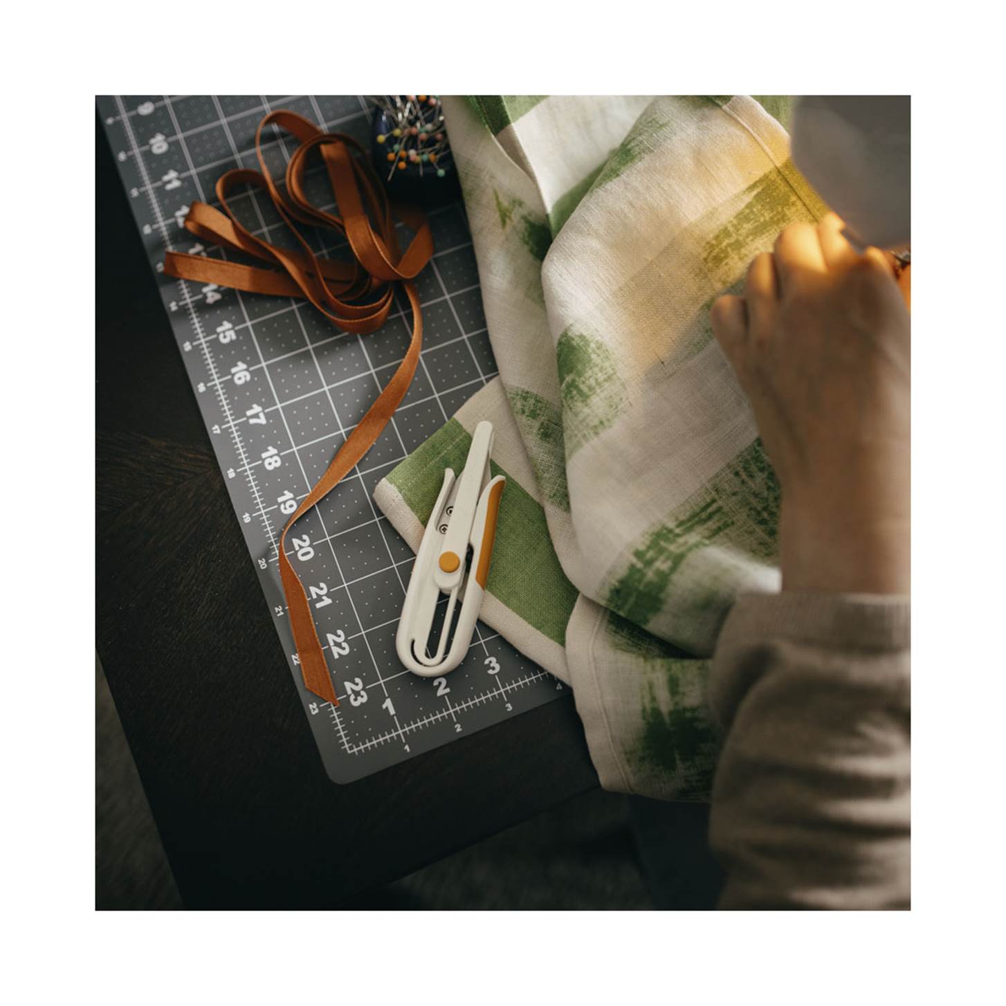 Fiskars Оёдол ханзлагч, цагаан
