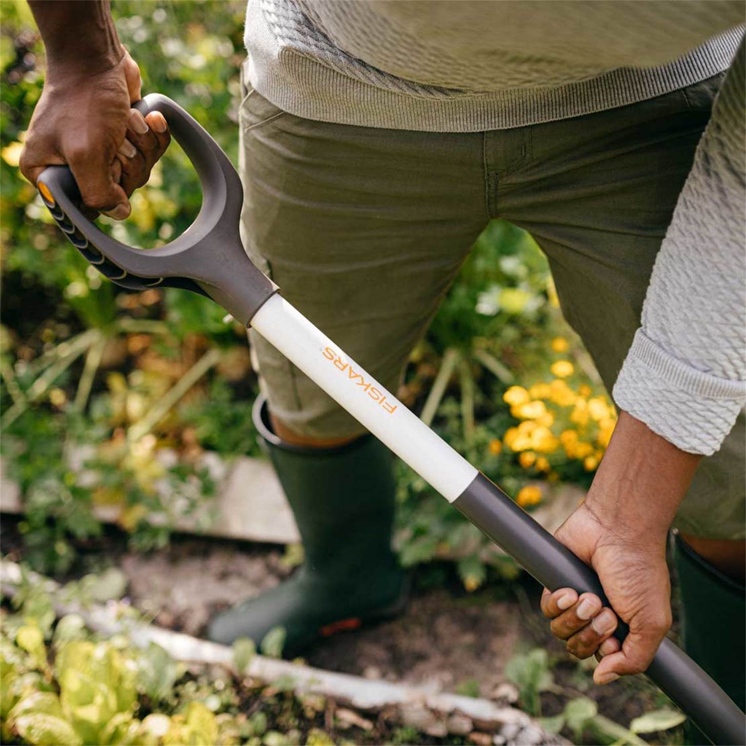 Fiskars Цэцэрлэгжүүлэлтийн сэрээ, цагаан