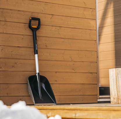 Fiskars X-Series Цасны хүрз, машины-сунадаг
