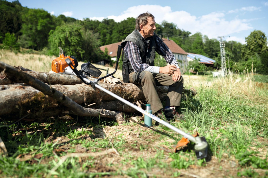 Stihl FS230 Өвс шүргэгч - бензин